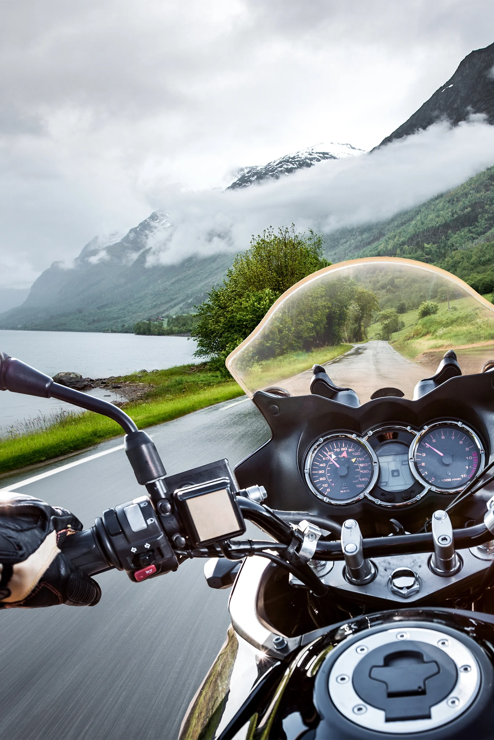 Motos