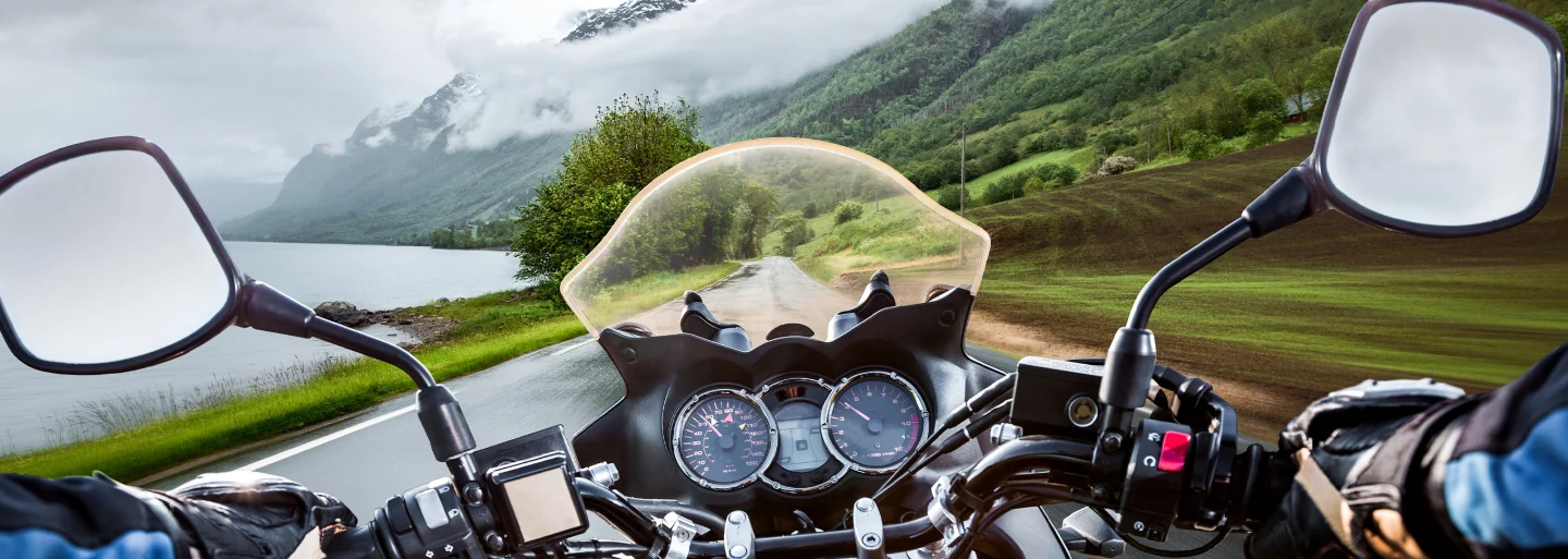 Motos